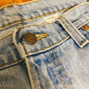 Vintage Levi’s 550 Relaxed fit.